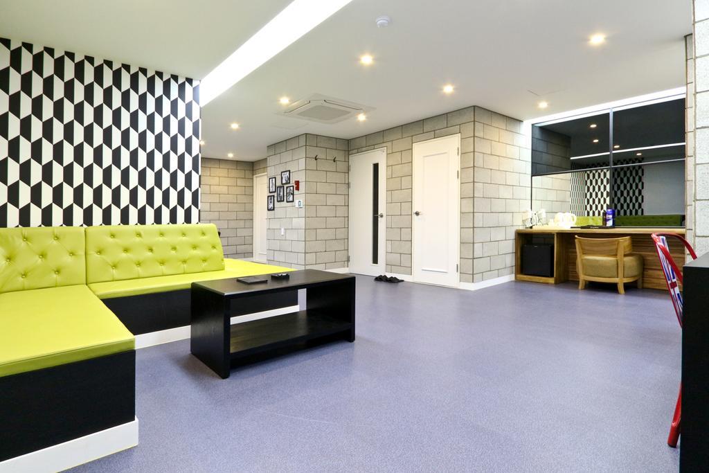 Hotel Home Пусан Стая снимка