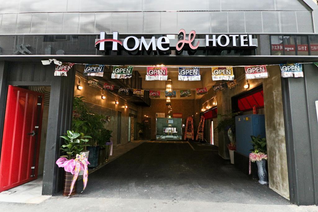 Hotel Home Пусан Екстериор снимка