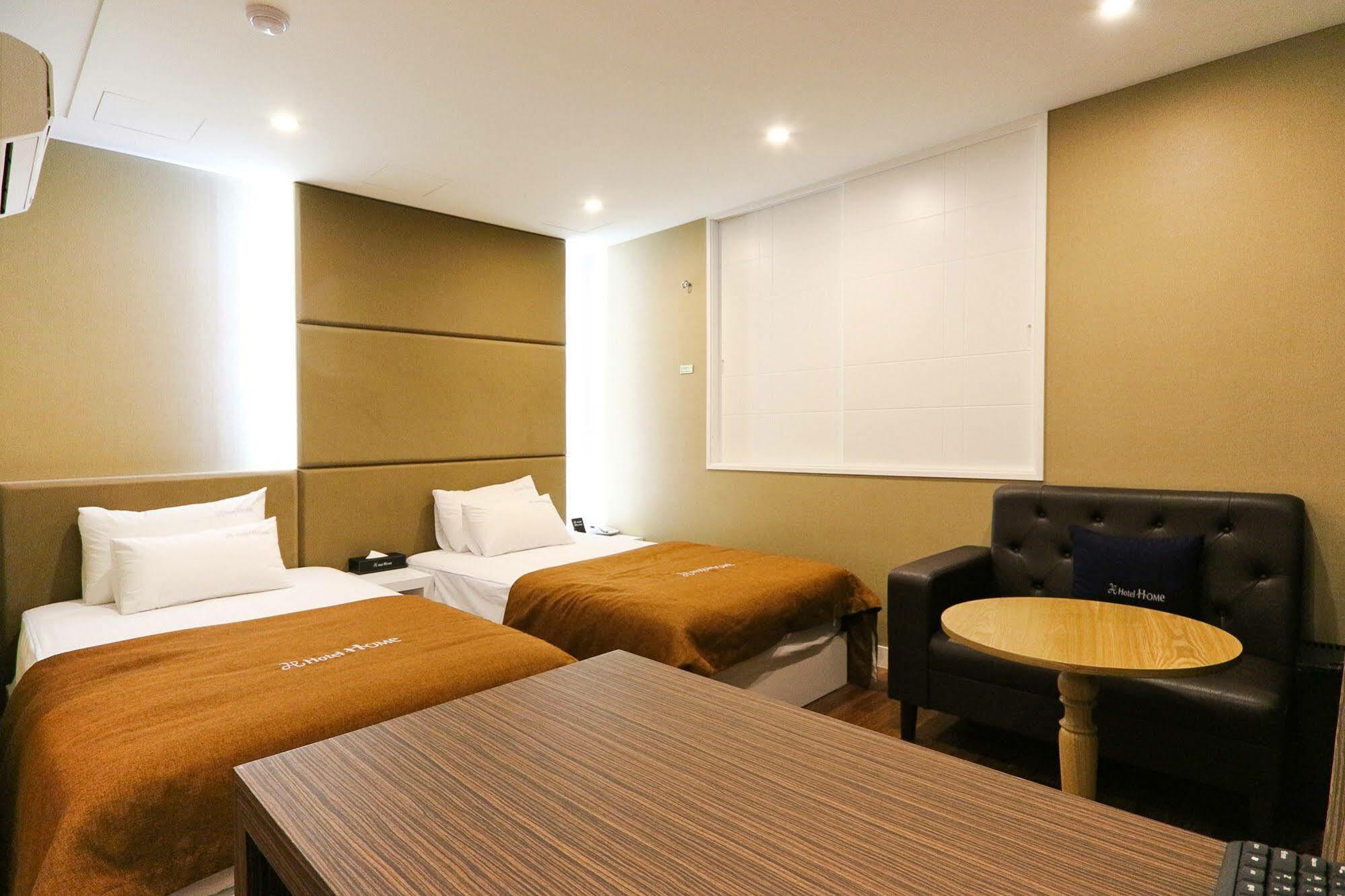 Hotel Home Пусан Екстериор снимка